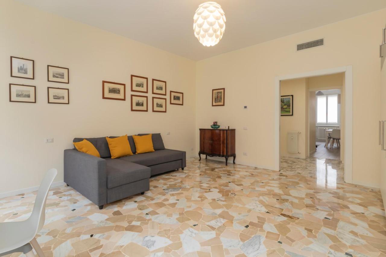 Joivy Modern 2Bed Flat With Balcony, 250M From M5 Foppa And M2 Sant'Agostino Apartment มิลาน ภายนอก รูปภาพ