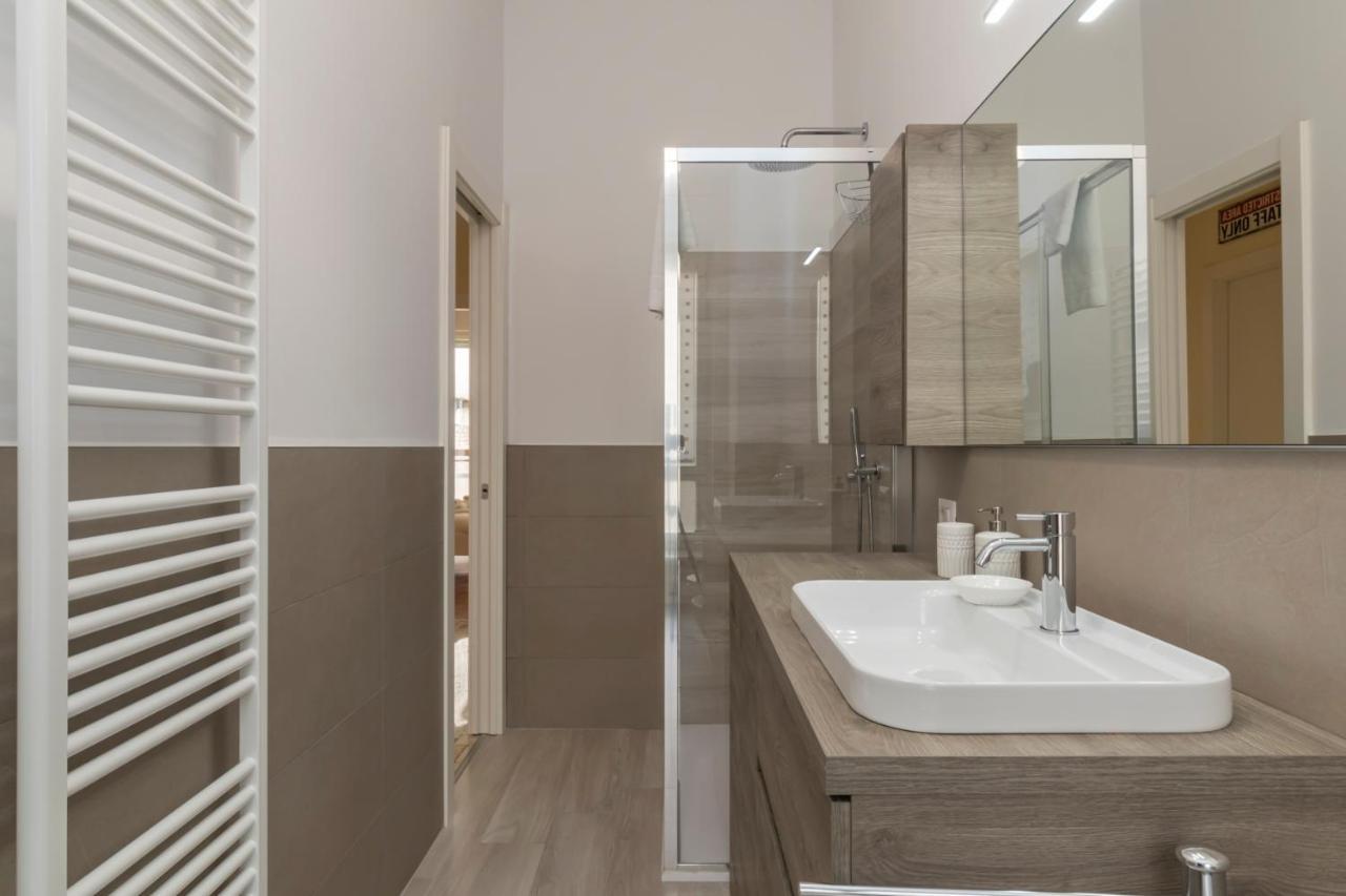 Joivy Modern 2Bed Flat With Balcony, 250M From M5 Foppa And M2 Sant'Agostino Apartment มิลาน ภายนอก รูปภาพ